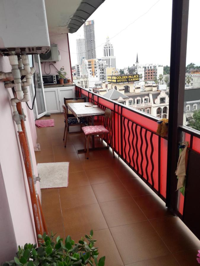 Apartment Boulevardside Batumi Exterior photo